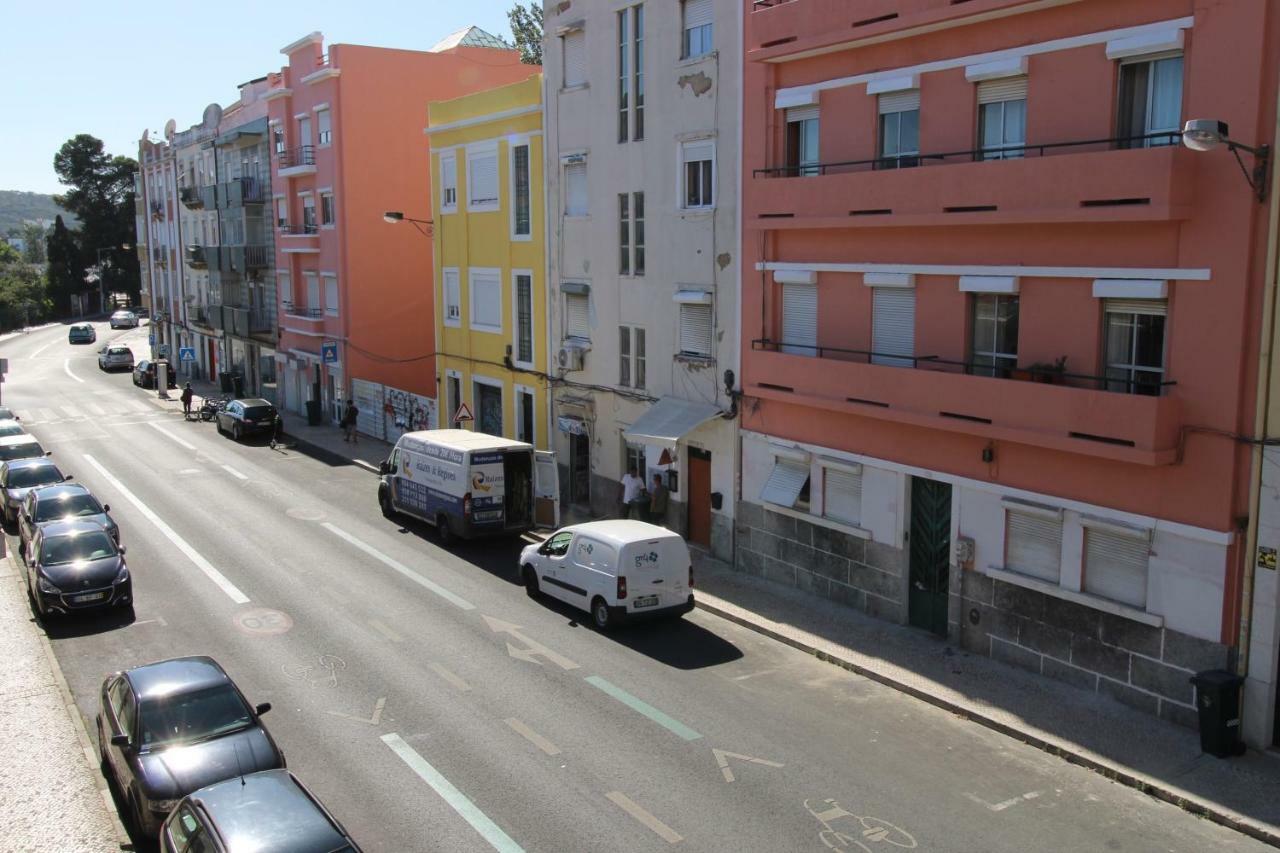 Ferienwohnung Sete Rios, Near Zoo Lisboa/ Free Wifi Exterior foto